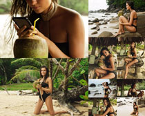 椰子与比基尼美女摄影高清图片