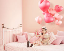 室内女孩粉色床装修PSD素材